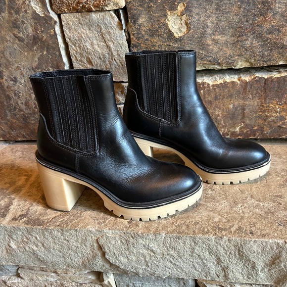 Dolce Vita heeled black boots - Picture 2 of 7